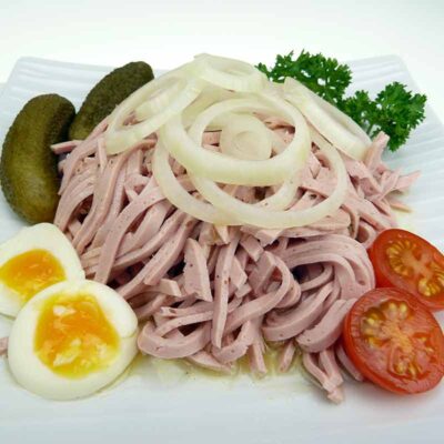 Puten-Wurstsalat-Streifen