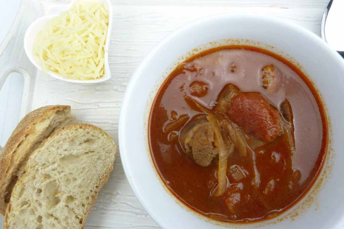 Gulaschsuppe