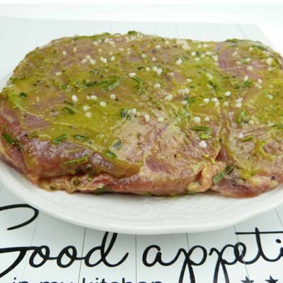 XXL-Putensteak mit Rosmarin Meersalz Marinade